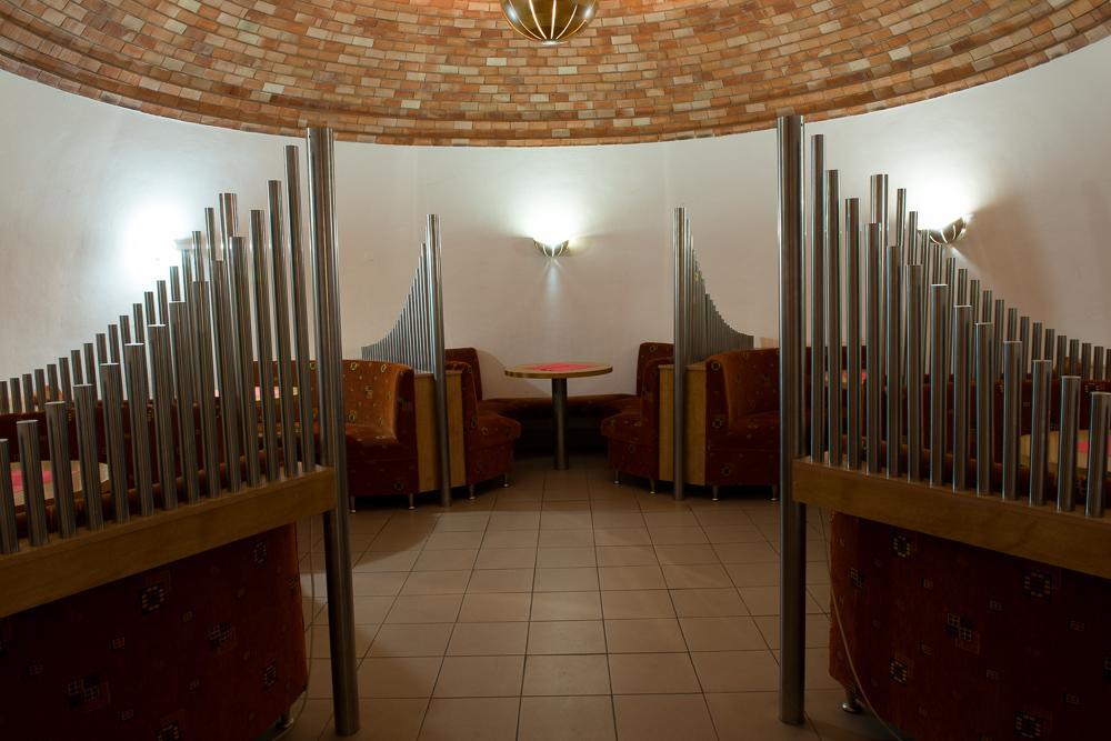 Hotel Imos Břeclav Esterno foto