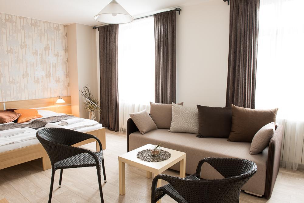 Hotel Imos Břeclav Esterno foto